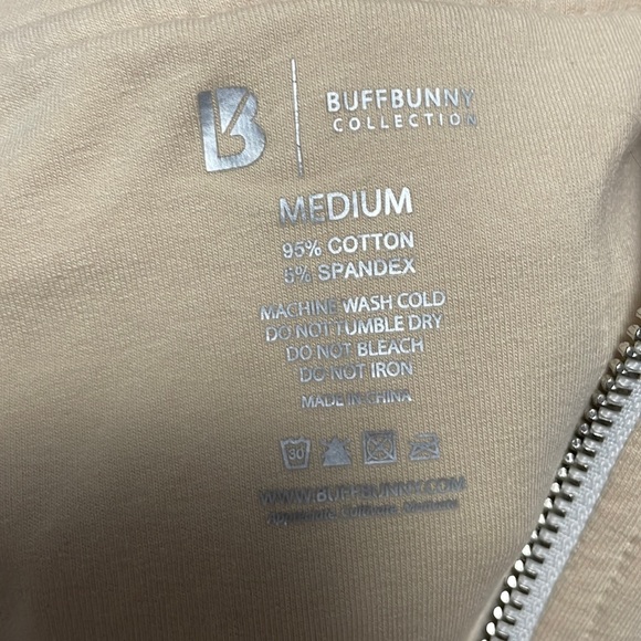 Buffbunny crop jacket sz. Medium - Picture 5 of 9